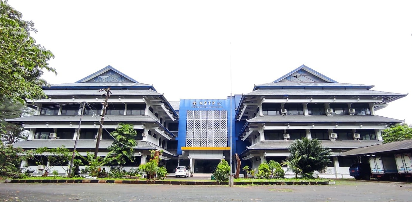 8 universitas terbaik di semarang 2024 maukuliah blog